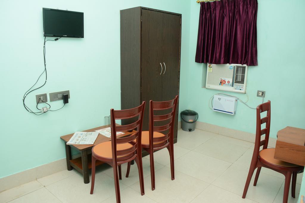 Hotel Nirmal Inn Bhubaneswar Rom bilde