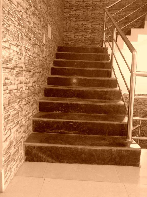 Hotel Nirmal Inn Bhubaneswar Eksteriør bilde